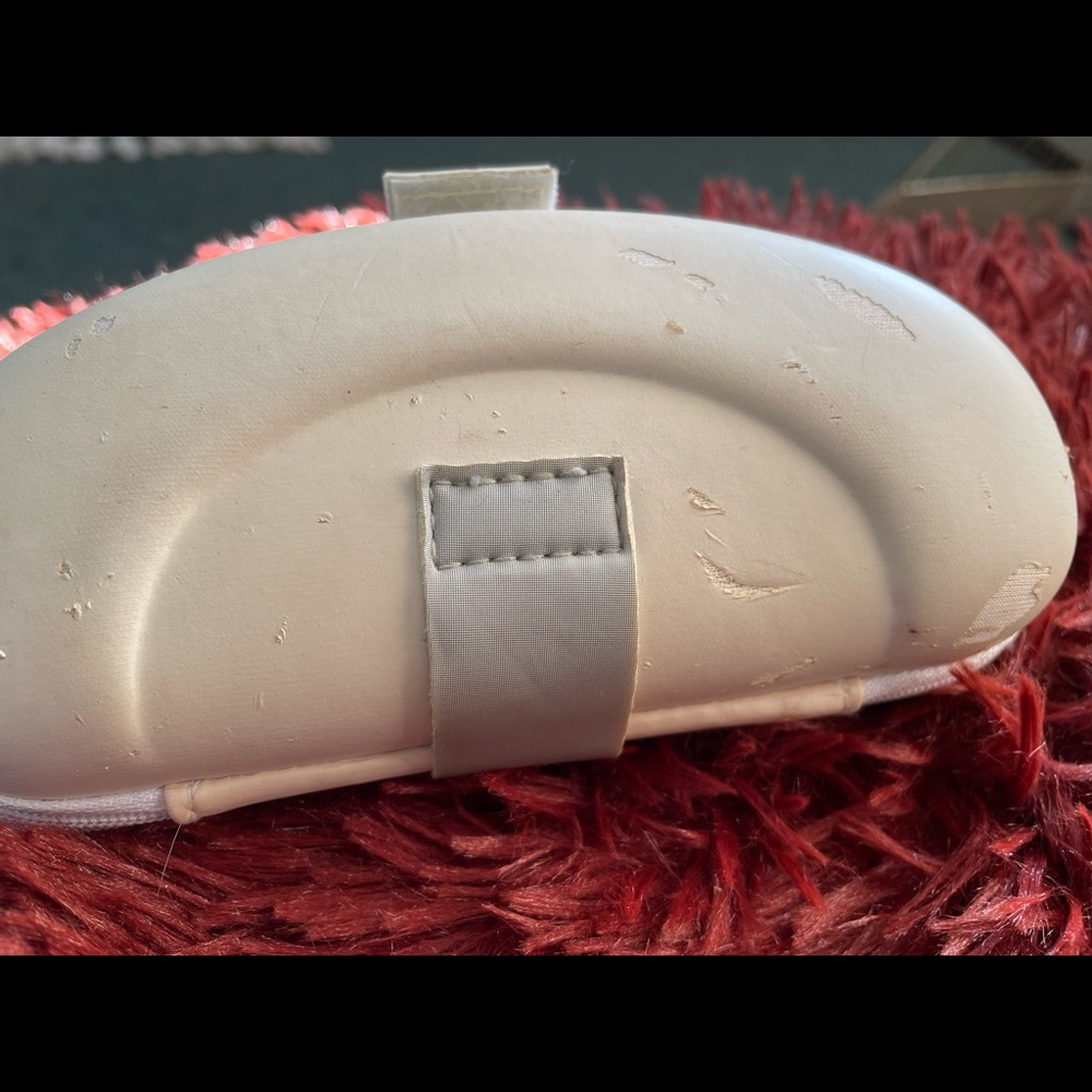 D&G sunglasses. Authentic. In original case. - Picture 16 of 16